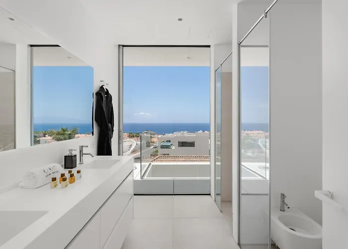 Villa Karat Murano Callao Salvaje